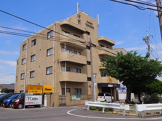 高崎市岩押町の賃貸マンションの外観