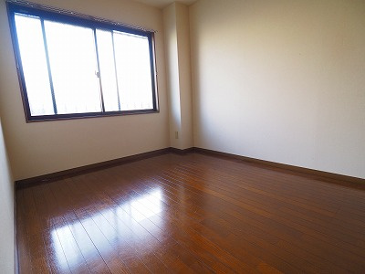 ダンディライオンの洋室