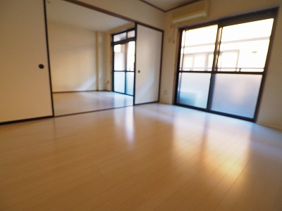 高崎市江木町の賃貸マンションの洋室