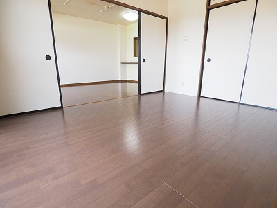 ダンディライオンの内装