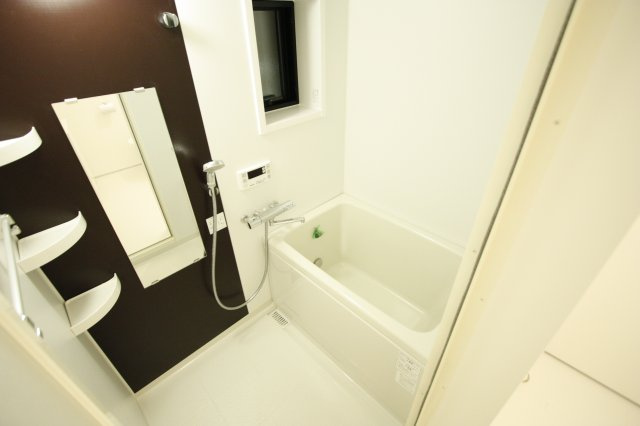 クラスペディアの浴室