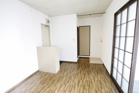 コーポラス第一の玄関