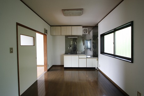 安中市松井田町二軒在家の一戸建ての居間・リビング
