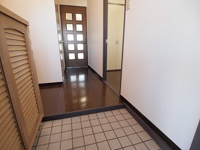 アンビアンス001の玄関