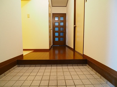 アンビアンス001の玄関