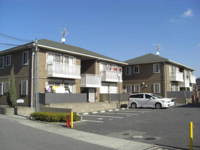 サンフィールドⅣ棟の外観