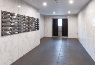 【エントランス】