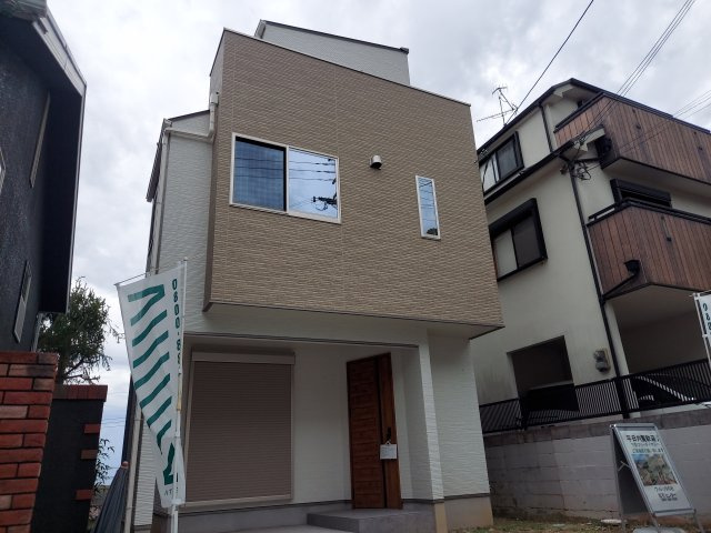 宝塚市泉ガ丘一戸建