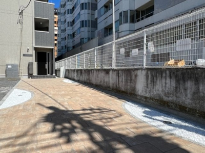 【周辺】 | エル アベニュー | 物件入り口