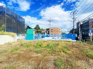 【前面道路含む現地写真】