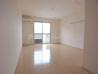 【居間・リビング】 | フローラ山の下 | イメージ画像