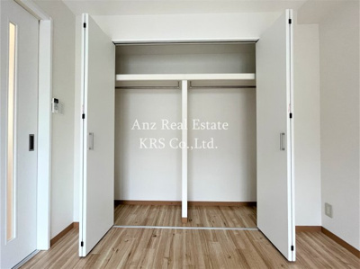 【収納】 | ストークアパートメント南堀江 | たっぷり入るクローゼット！整理整頓をサポート！