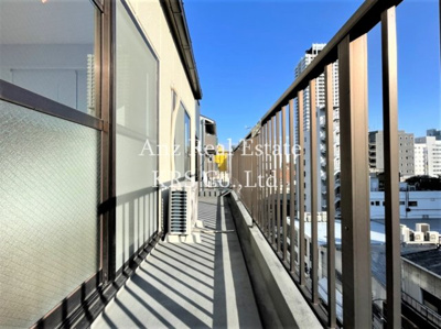 【バルコニー】 | ストークアパートメント南堀江 | 広いバルコニー！横に長いです！