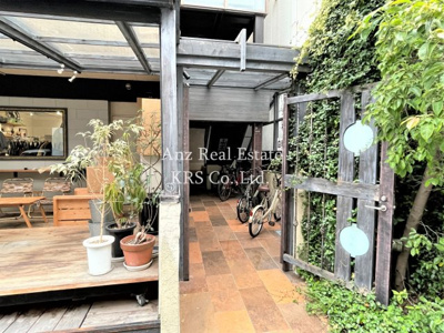 【エントランス】 | ストークアパートメント南堀江 | オシャレなエントランス部分です♪