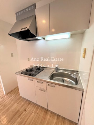 【キッチン】 | ストークアパートメント南堀江 | 調理動線を考慮したシステムキッチン♪快適にお料理ができます♪