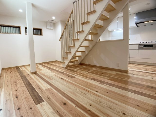 貸戸建　中京区姉小路通堀川東入鍛冶町の居間・リビング