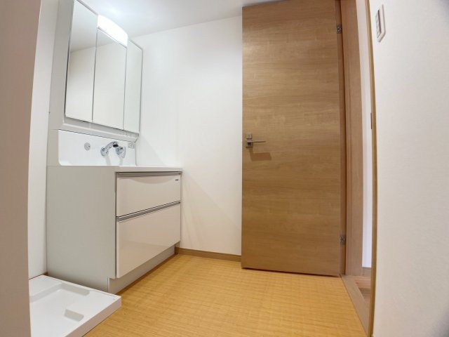 貸戸建　中京区姉小路通堀川東入鍛冶町の独立洗面台