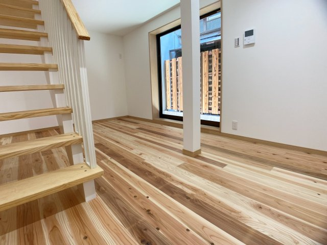 貸戸建　中京区姉小路通堀川東入鍛冶町の居間・リビング