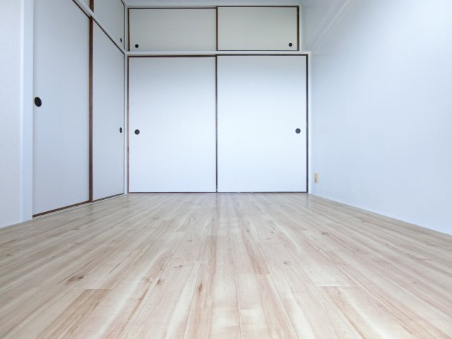 ビレッジハウス泉北栂タワーの洋室