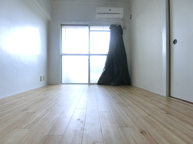 ビレッジハウス泉北栂タワーの洋室