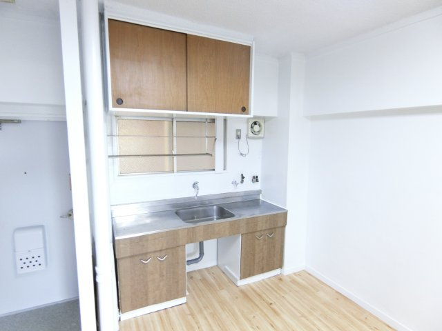 ビレッジハウス泉北栂タワーのキッチン