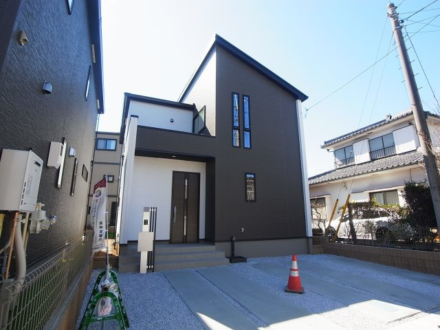 新築　高崎市江木町2期　GRAFARE　１号棟の外観|現地写真　2025年2月完成しました！ご内覧等、お気軽にお問合せください♪　							
