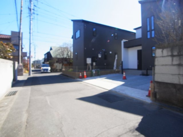 新築　高崎市江木町2期　GRAFARE　１号棟の前面道路含む現地写真|現地写真　北側接道幅員約5ｍ