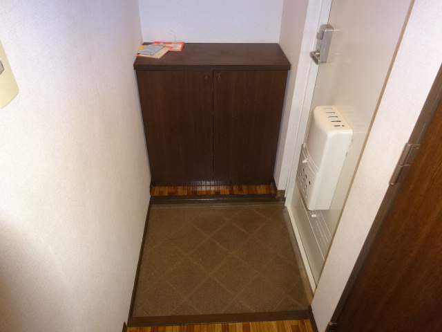 レークサイドてらだⅢの玄関