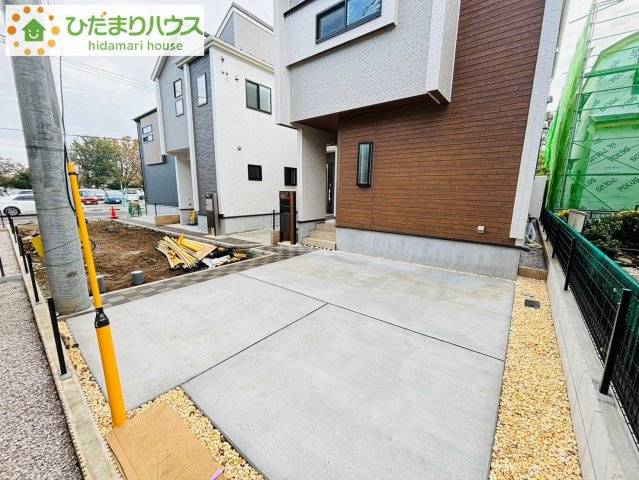 上尾市今泉1丁目　2期　新築一戸建て　ブルーミングガーデン　04の駐車場