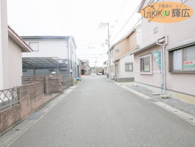 【前面道路含む現地写真】 | 姫路市飾磨区細江　中古戸建