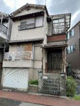 長尾北町1丁目　中古一戸建ての外観|新しい生活にいかがでしょうか？外観はお住まいの顔になります。こだわりたいポイントですね。外壁塗装や屋根塗装のご相談も承っております。
■現地内覧・資金計画相談・住宅ローン相談もお問合せ受付中■