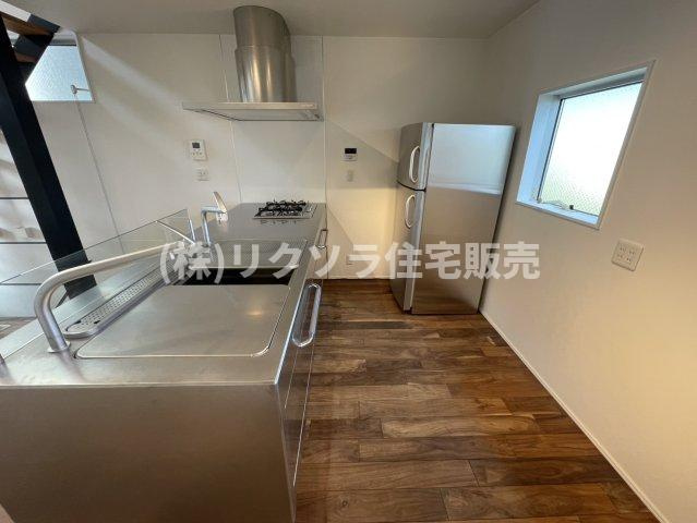 上神田２丁目　中古一戸建ての居間・リビング|■物件内覧・資金計画相談・住宅ローン相談、リフォーム相談、お問合せ受付中■
※当日・翌日のご内覧、ご相談はお電話でのお問合せがスムーズです！