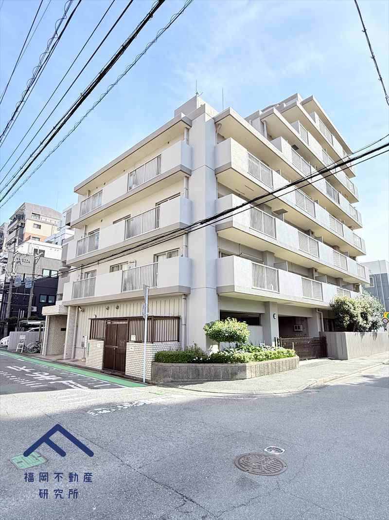 コープ野村白金の外観