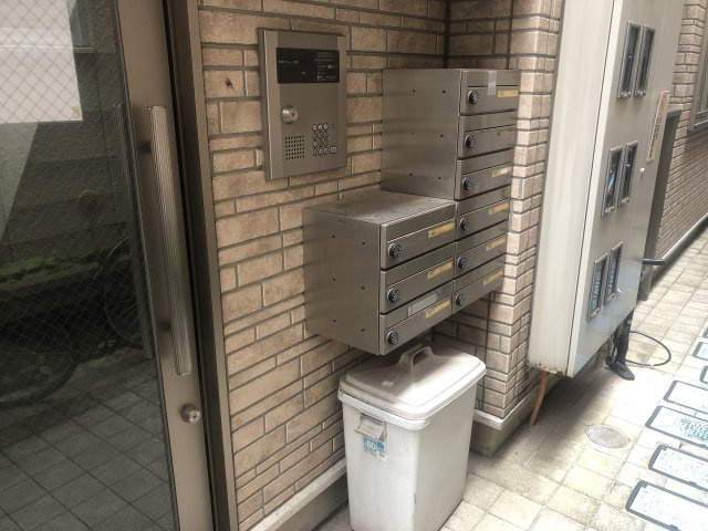 DRホームズ新小岩のエントランス
