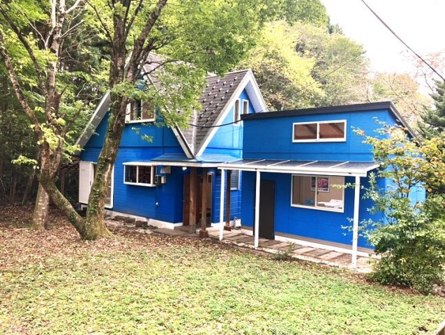 西伯郡伯耆町金屋谷岩立　中古別荘の外観