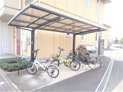 【その他共用部分】 | TIME&STYLE WEST | 屋根付き駐輪場