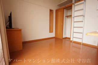 【居間・リビング】 | レオパレスオータム14S | 画像3