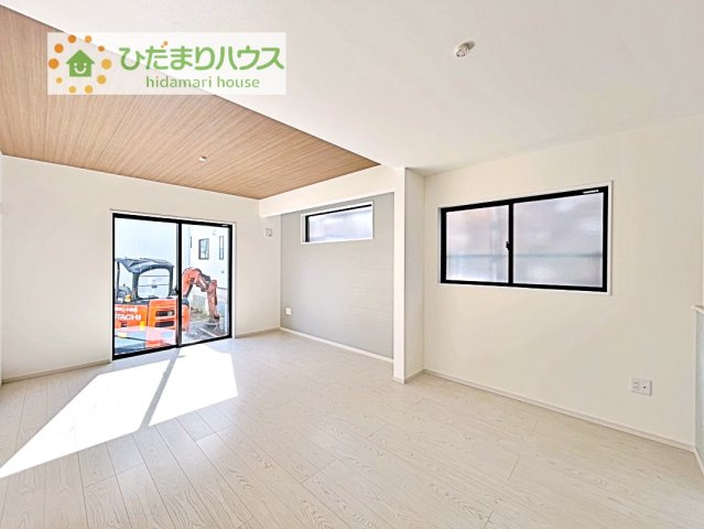 【浴室】 | 牛久市田宮町20期　新築戸建　3号棟 | 早くお仕事終わらせて、家に帰りたくなるようなリビングです(^^♪