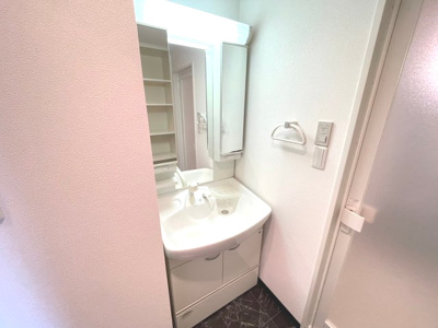 【独立洗面台】 | Minoo Hills