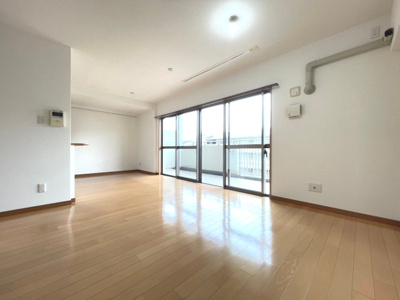 【居間・リビング】 | Minoo Hills