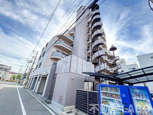 インペリアル・メゾン・フィールドの外観