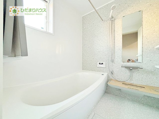 【浴室】 | つくば市大角豆　新築戸建 | 大人が足を伸ばしても十分な広さ！一人でゆっくりくつろぐ時間も大切です！