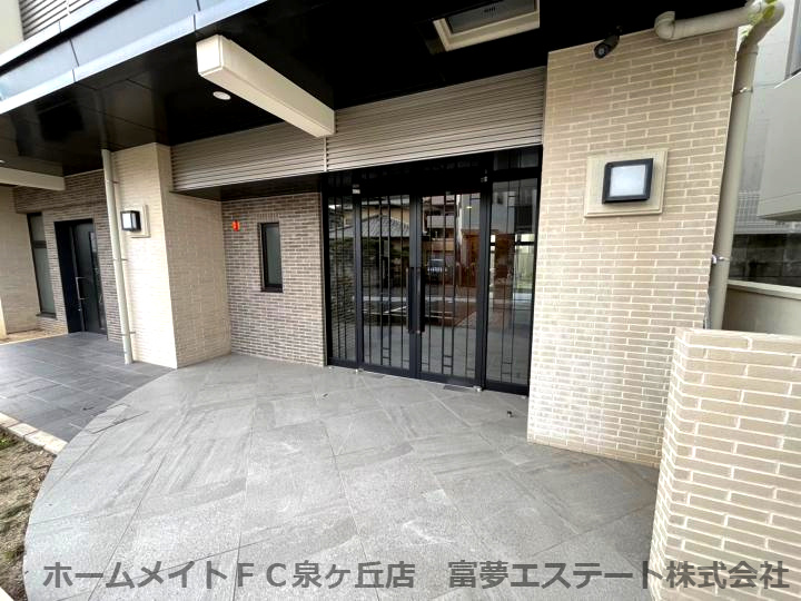 TKアンバーコート深井のエントランス