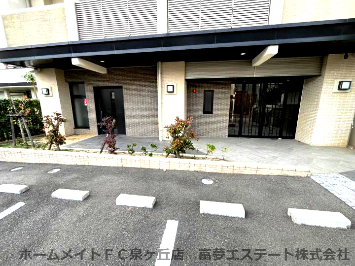 TKアンバーコート深井のエントランス