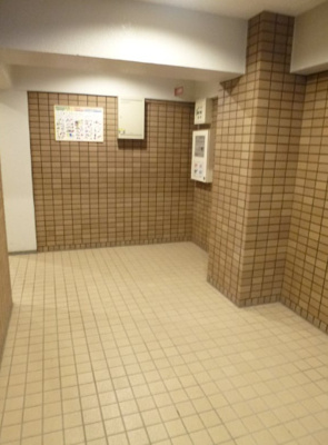 【ロビー】 | ドミトリーモリ関大前 | ロビー★