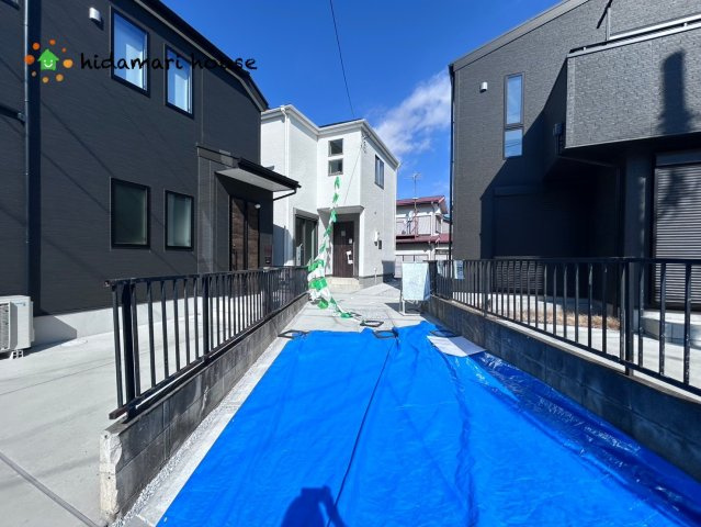 上尾市瓦葺15期　新築戸建　グラファーレ01の外観