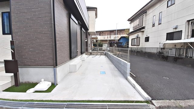 入間市小谷田1丁目・全1棟　新築一戸建　～閑静な住宅街～の駐車場|車種にはよりますが、カースペース２台分あり！