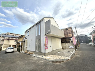 【前面道路含む現地写真】 | 前面道路含む現地写真です