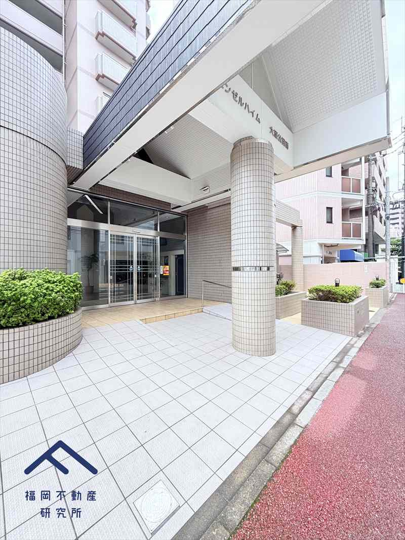 エンゼルハイム大濠公園南のエントランス