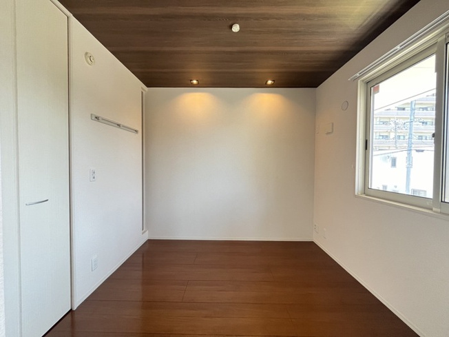 【寝室】Ｓｕｎｎｙ　Ｆｌａｔ　ＹＡＳＵＤＡⅡ
